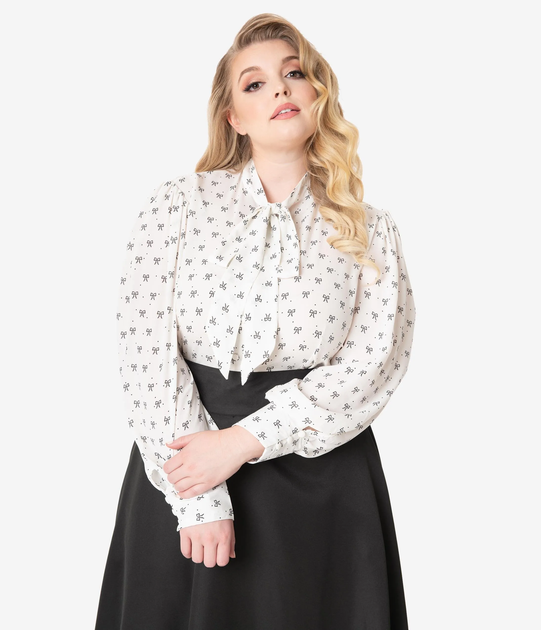 Unique Vintage Plus Size White & Black Bow Print Gwen Blouse